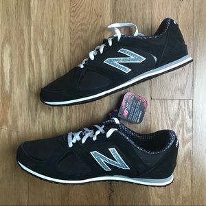NWT New Balance Flip Duo Sneaker